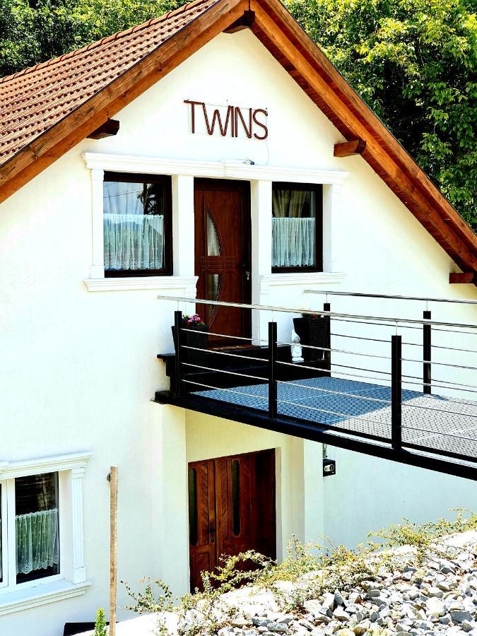 Twins Apartments Sovata Esterno foto